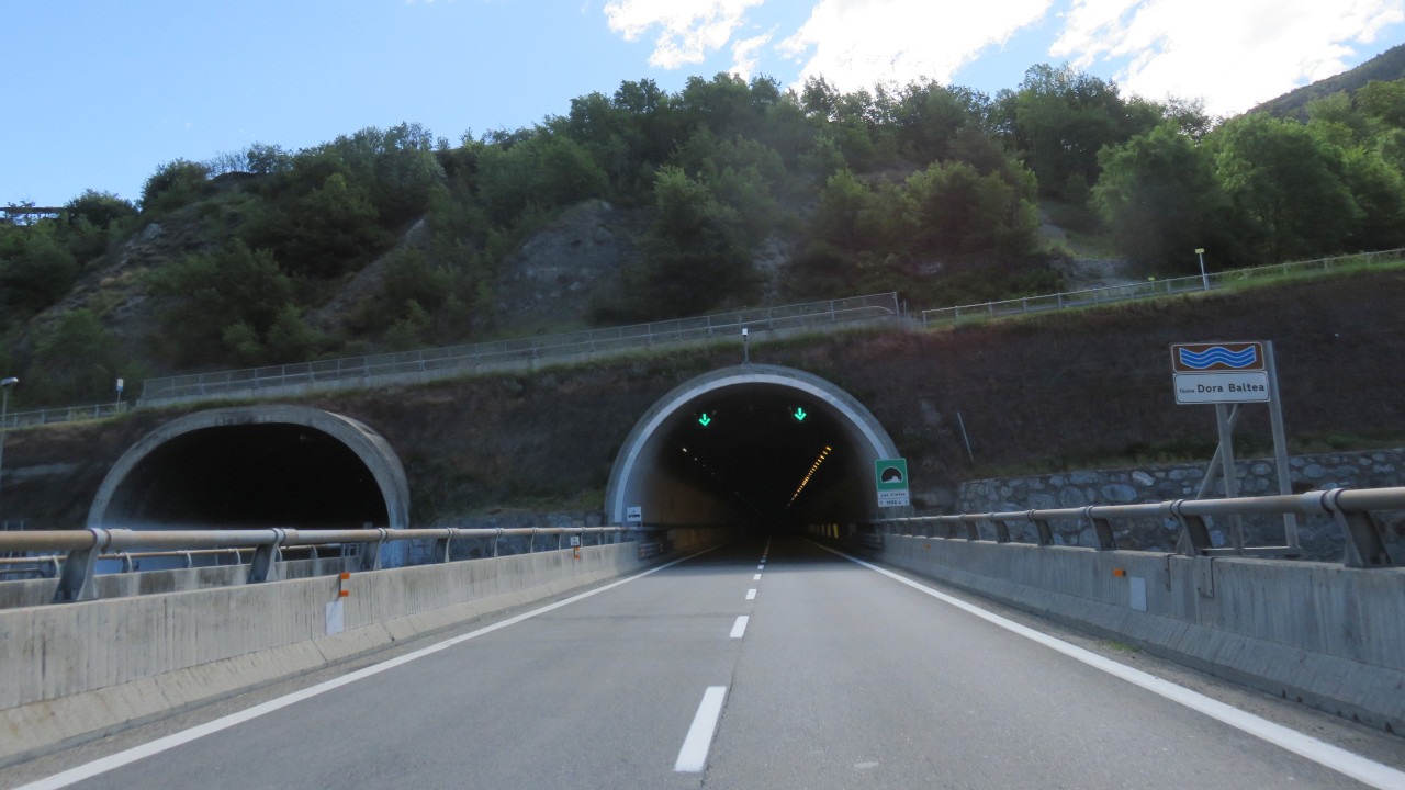 Le gallerie di Saint-Pierre sulla A5, dove inizia la gestione RAV